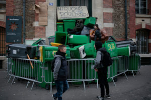 Les organisations syndicales de personnels de direction appellent à l'apaisement